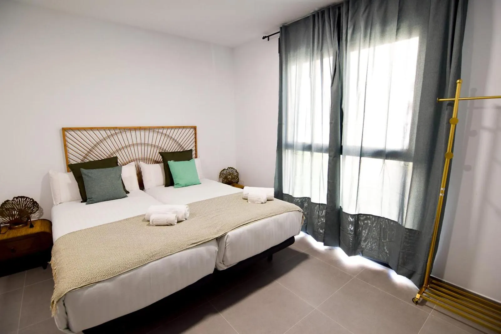 Letmalaga Gazules Apartment  Malaga